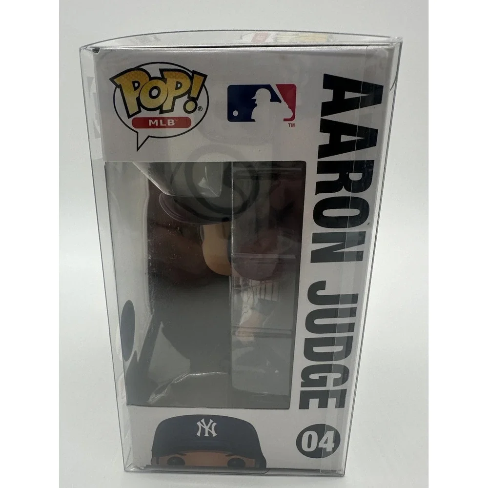 FUNKO POP! MLB AARON JUDGE NEW YORK YANKEES VINYL FIGURE #04 BRAND NEW W/CASE